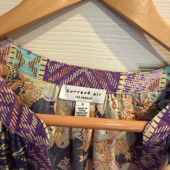 Current Air Peacock Floral Patterned Long Sleeve Top - Picture 2 of 8